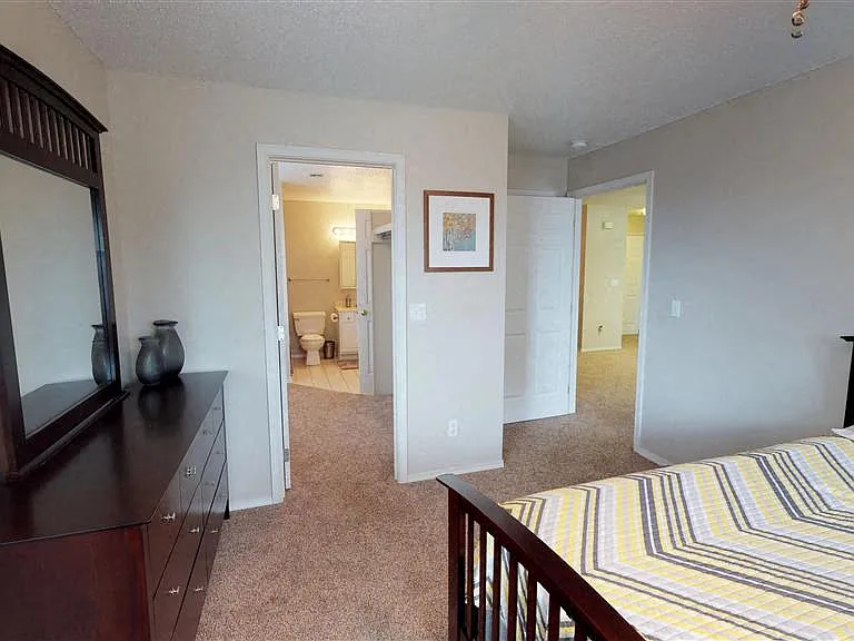 Sierra Vista Apartments — Photo 59