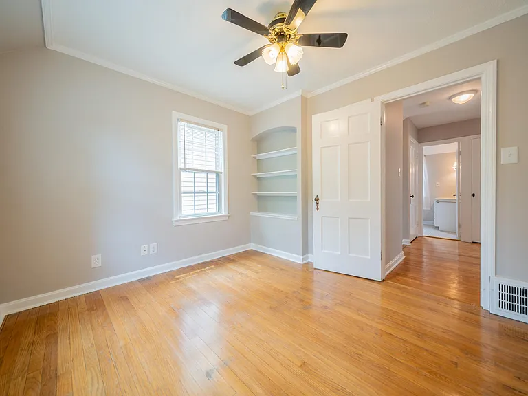 1200 Brentwood Rd — Photo 17