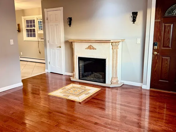 1106 91st Street image 5 of 22