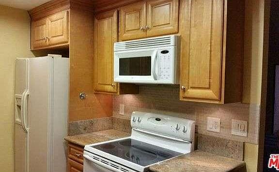 2nd image of 3640 Sumner Ave APT 104
