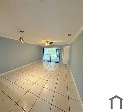 2501 NW 56th Ave — Photo 6