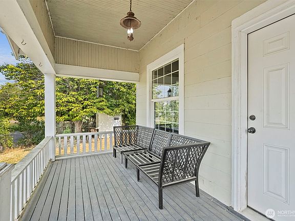 4th image of 2101 Henkle Street