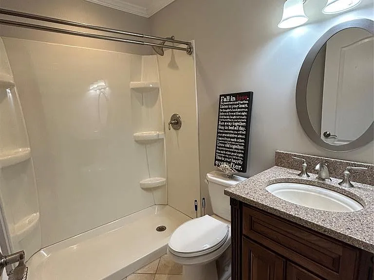 220 Butternut Dr — Photo 20