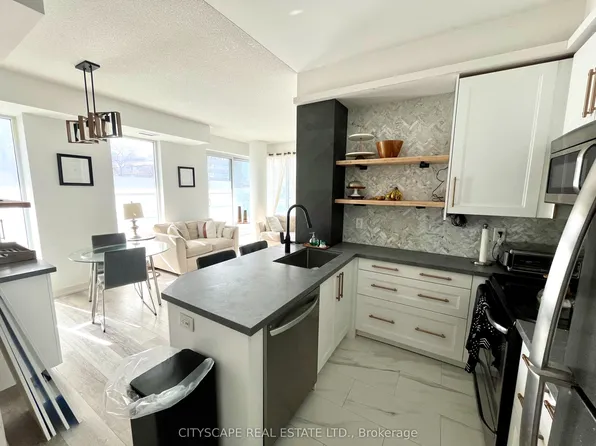 260 Sackville St, Toronto, ON