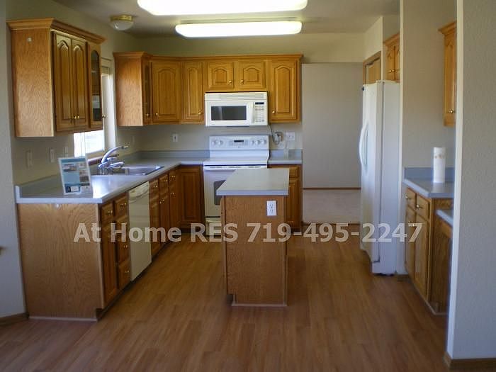 2nd image of 8380 Tannenbaum Rd