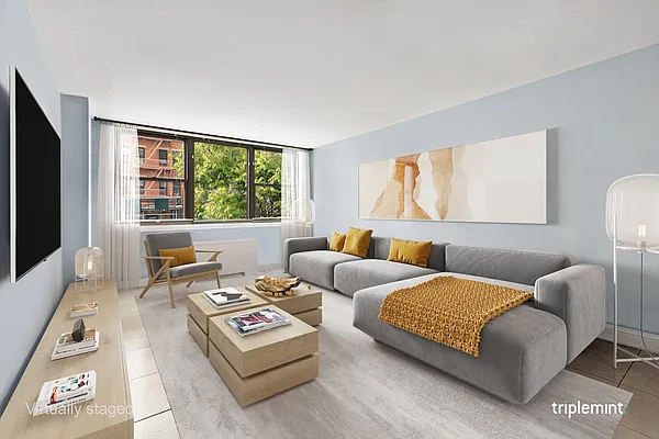 Sold by Triplemint | media 1