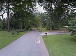 681 Barksdale Dr, Forest Park, GA 30297