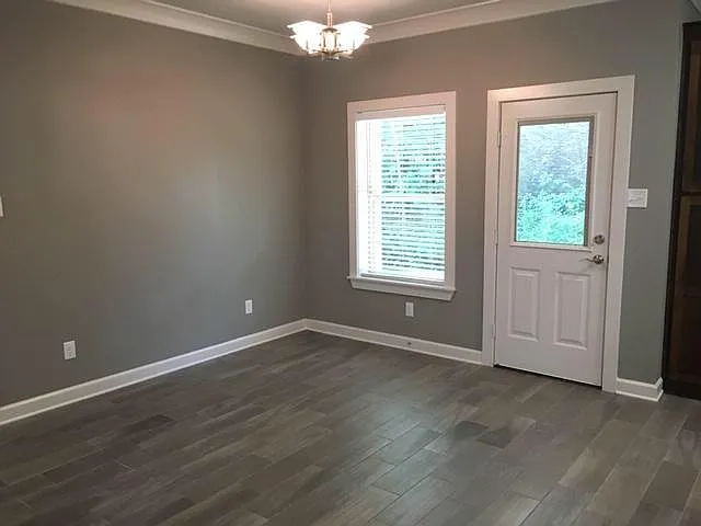 21 Cottage Cv — Photo 6