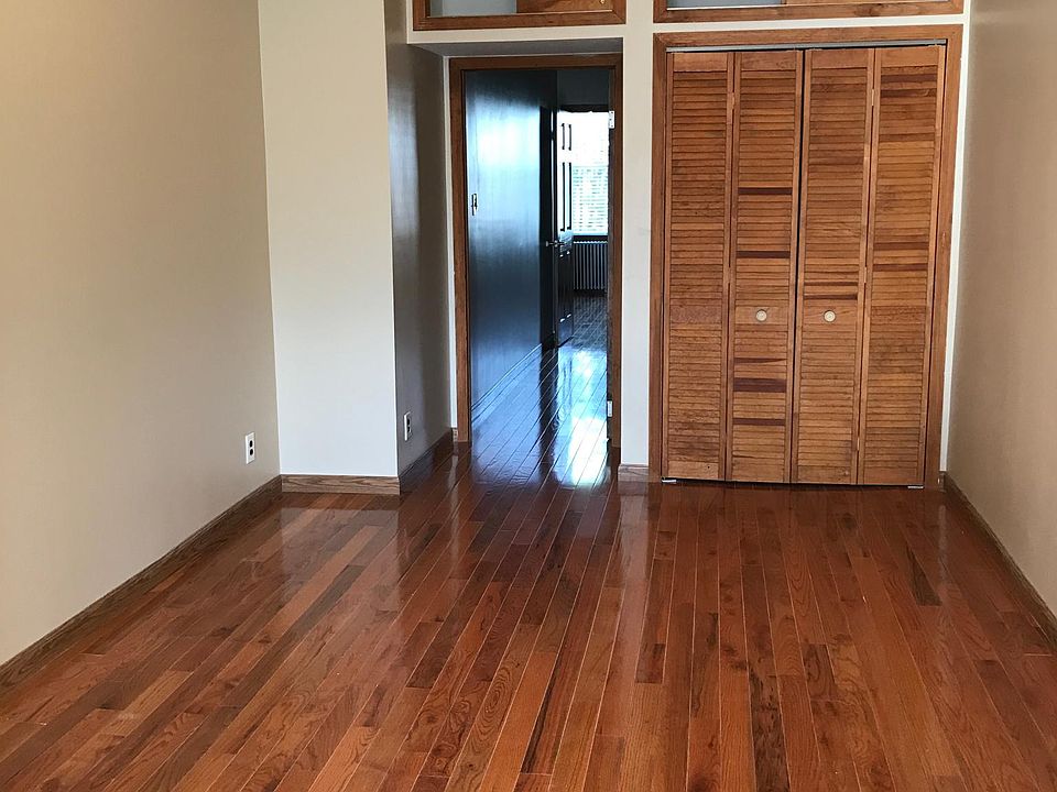 2nd image of 7412 62nd St #1L