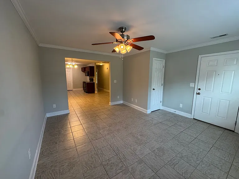 1109B Cason St — Photo 4