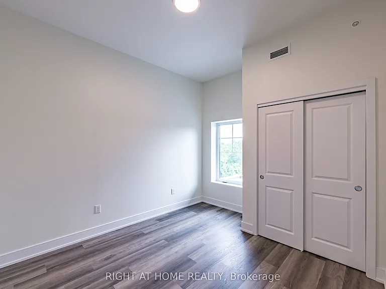 121 Mary St #321 — Photo 9