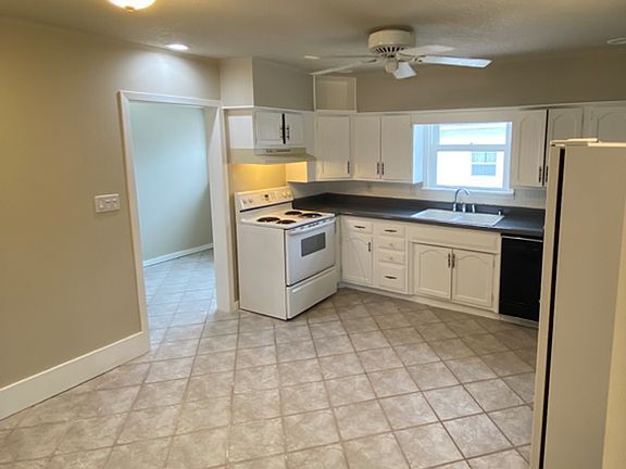 2nd image of 403 E Montgomery St #1
