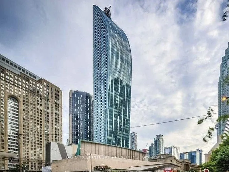 8 The Esplanade #1003 — Photo 1