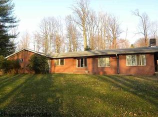 103 Cherry Hill Rd, Morgantown, WV 26508