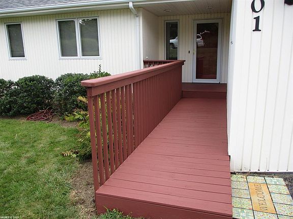 5th image of 601 Rich Cir