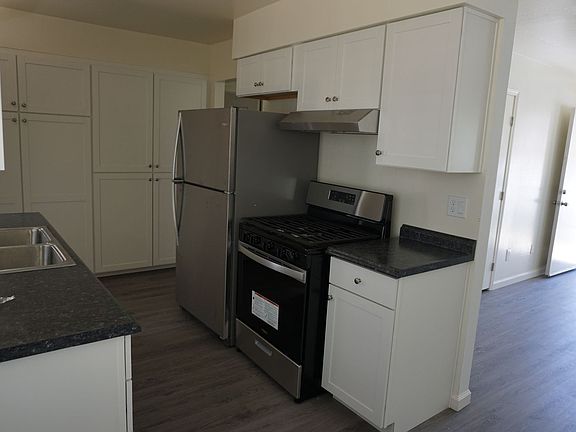 3rd image of 1841 Golden State Ave #236CE8585