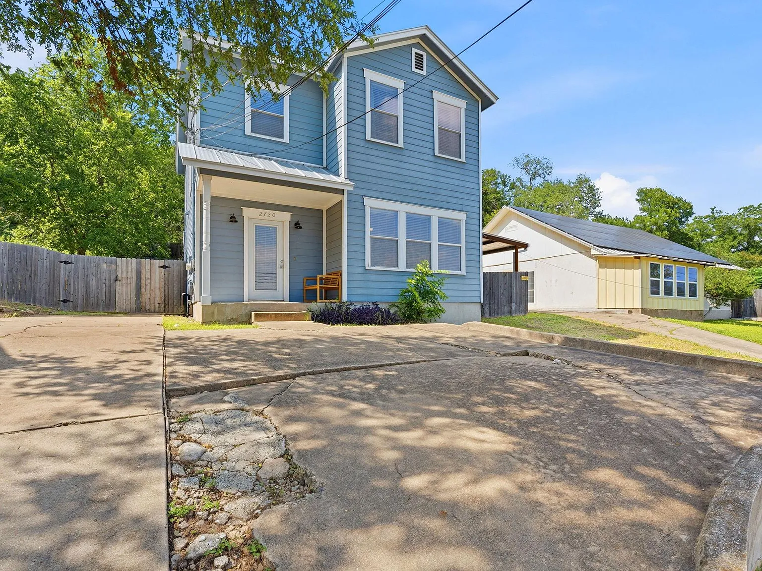 3 bed, 1.5 bath, 1444 sqft, $2,900 — Photo 2