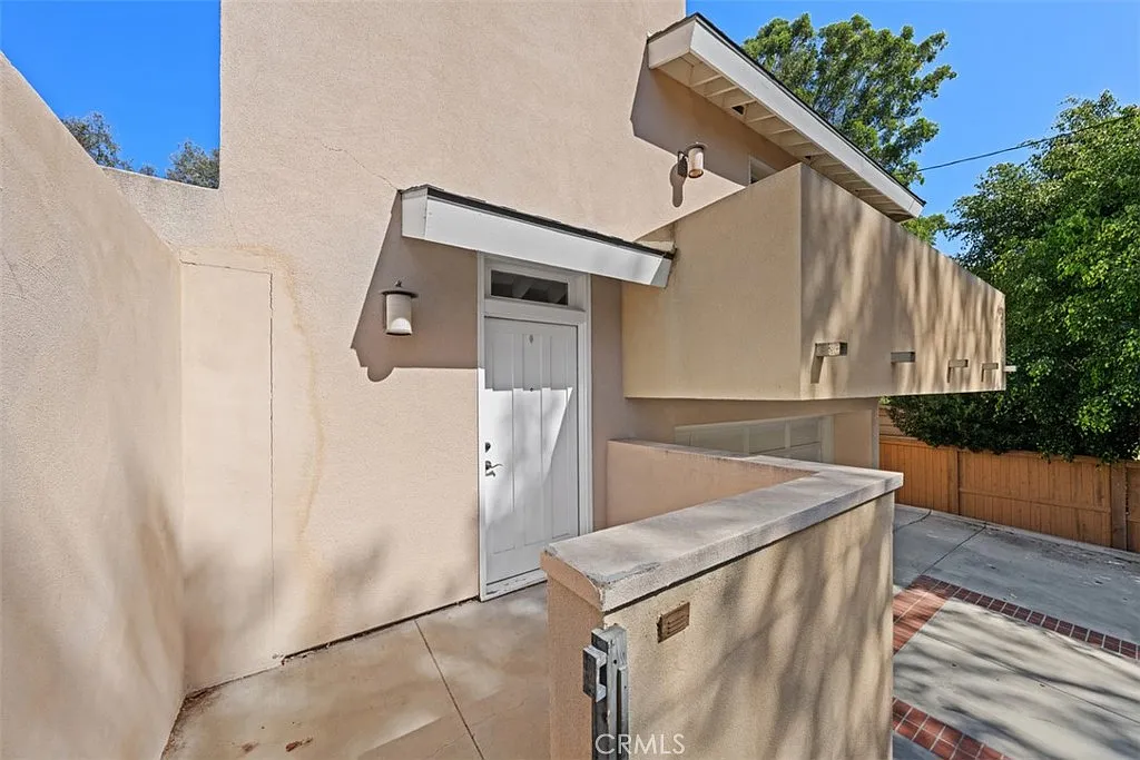 1 bed, 680 sqft, $3,200 — Photo 4
