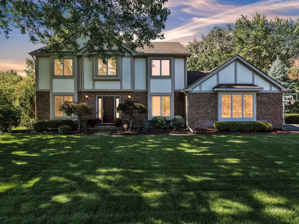 10098 Newfound Gap, Brighton, MI 48114