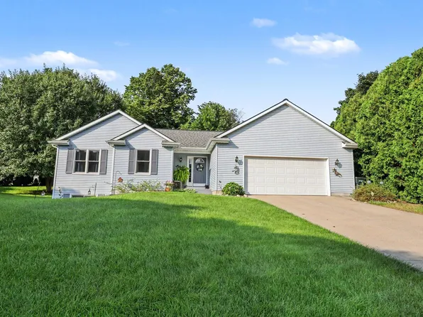 4360 Cuper Ave, Dorr, MI 49323