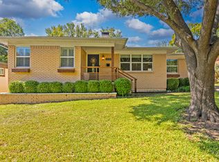 823 Lake Terrace Dr, Dallas, TX 75218