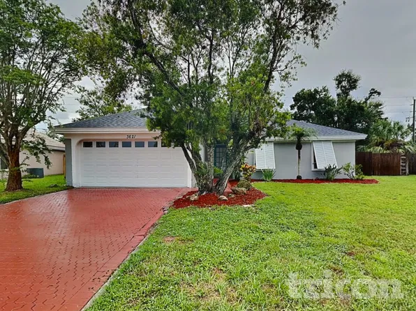 3621 71st Ter E, Sarasota, FL 34243