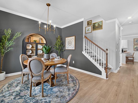 3rd image of 198 Oleary Cir