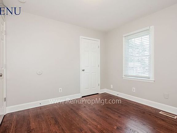 5th image of 3108 Rosehill Dr