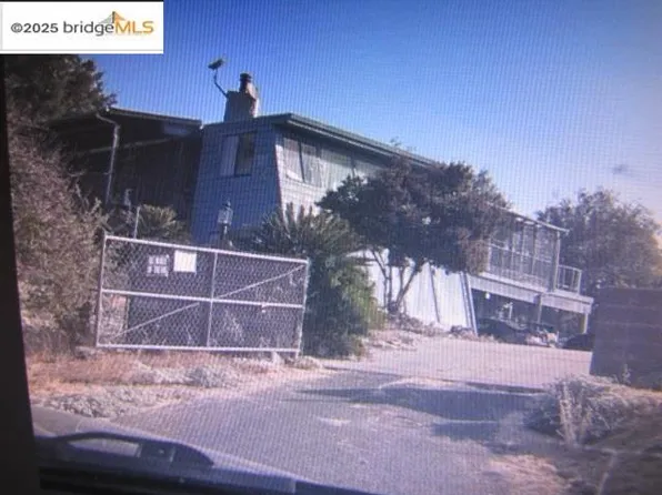 18261 Berry Ln, Sonora, CA 95370