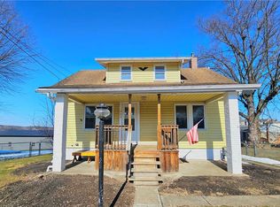 775 Wayne St, Washington, PA 15301