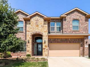 2401 Red Draw Rd, Fort Worth, TX 76177
