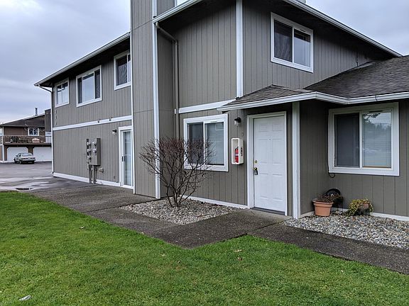 3rd image of 220 Charwila Ln APT D