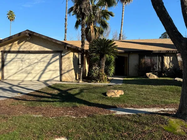 2581 S Sierra Vista Ave, Fresno, CA 93725