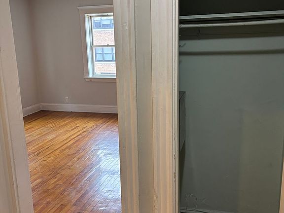 4th image of 4-7 Sherborn Ct #473B-6