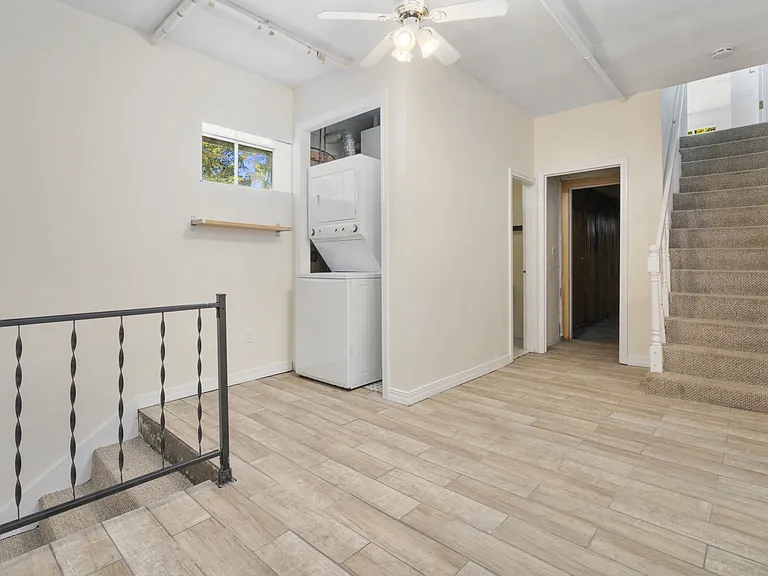 27 Hermon St — Photo 19