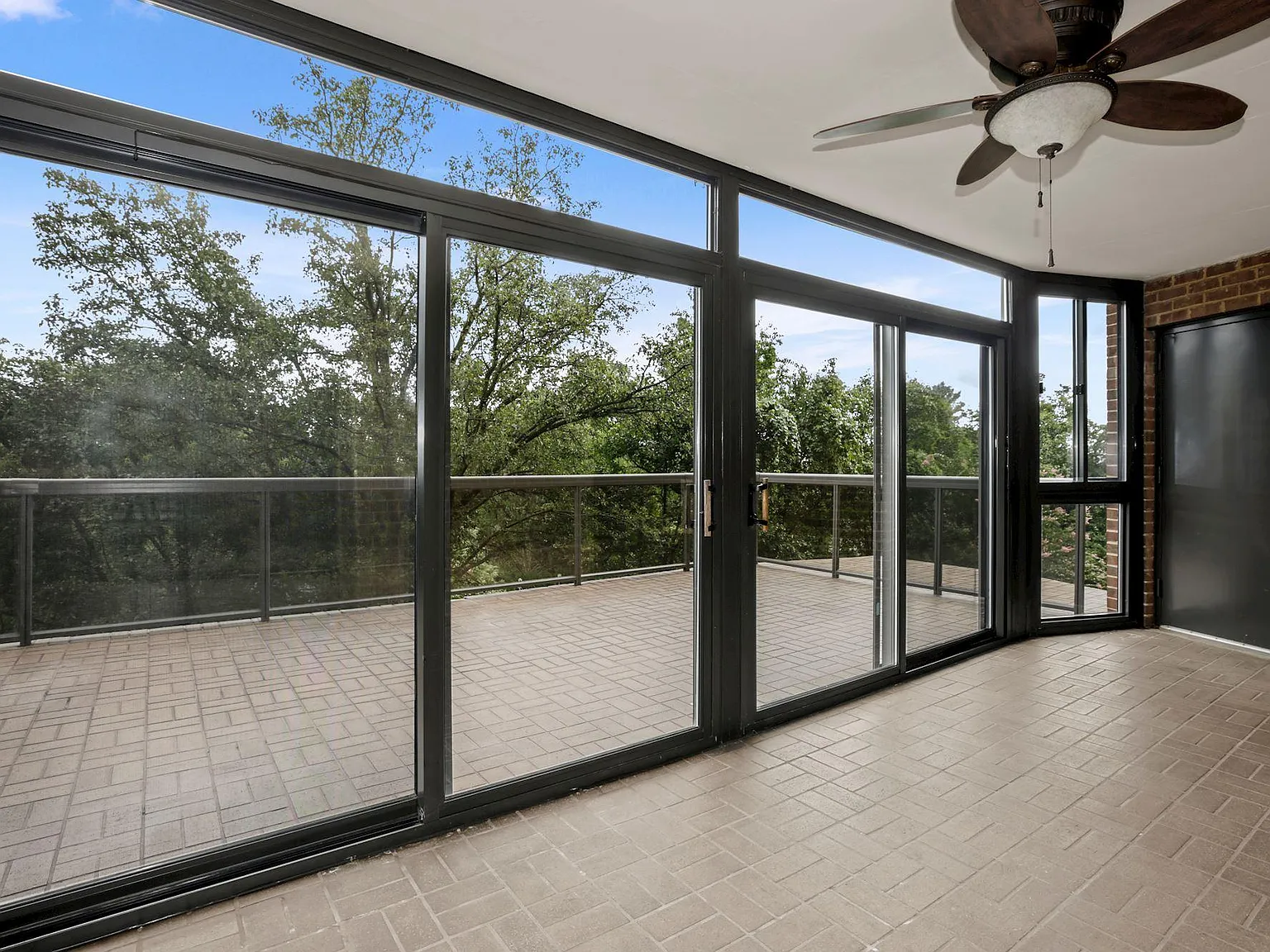 3 bed, 1504 sqft, $3,595 — Photo 4