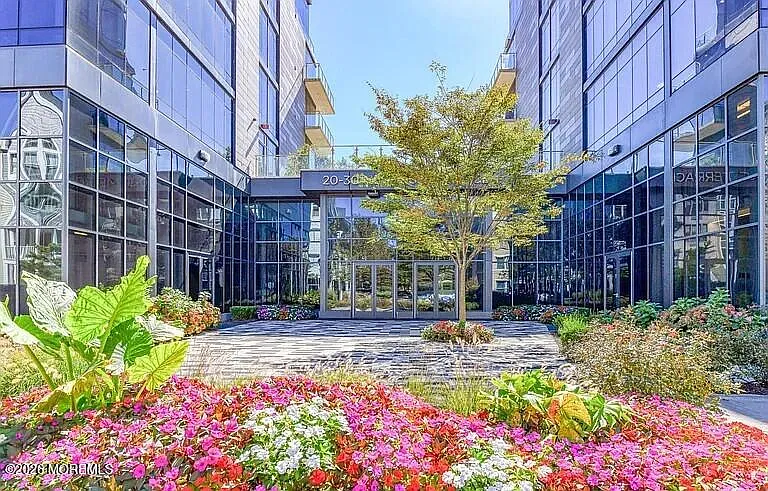 1 bed, $3,500 — Photo 3