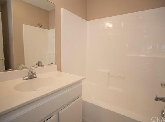 4th image of 30267 Lakeport St