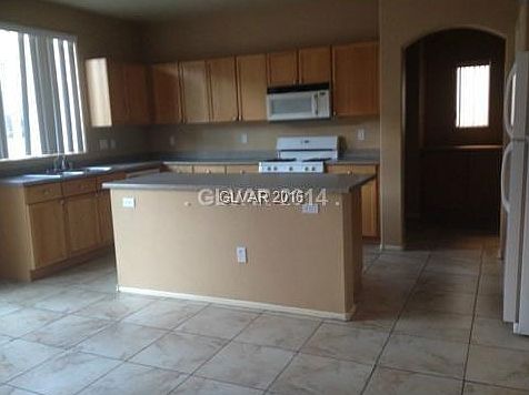 5th image of 8921 Cerniglia St #0