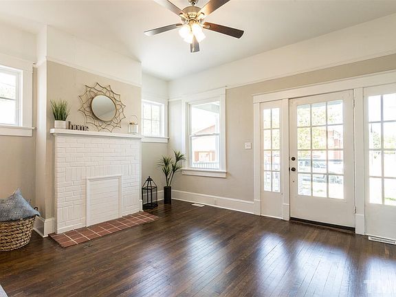 5th image of 206 E Rose St