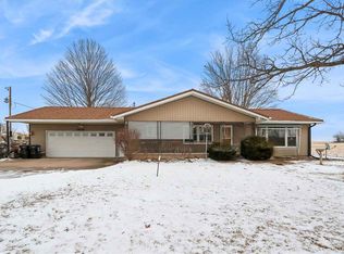 1926 4th St, Tipton, IA 52772