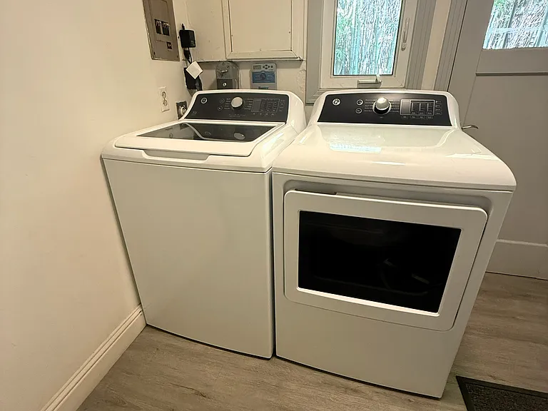 165 California St #4 — Photo 14