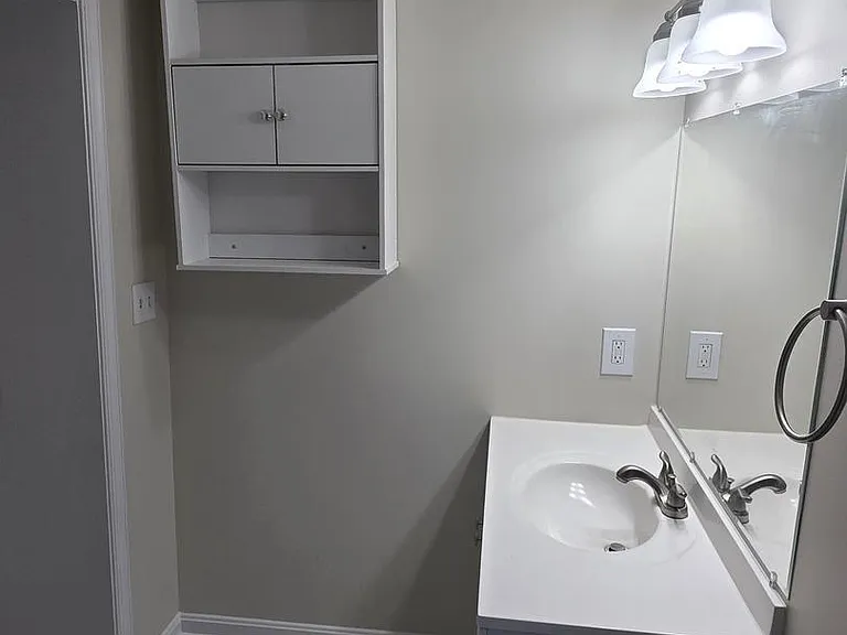 480 W South St #1 — Photo 11