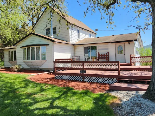 29153 S Klemme Rd, Beecher, IL 60401