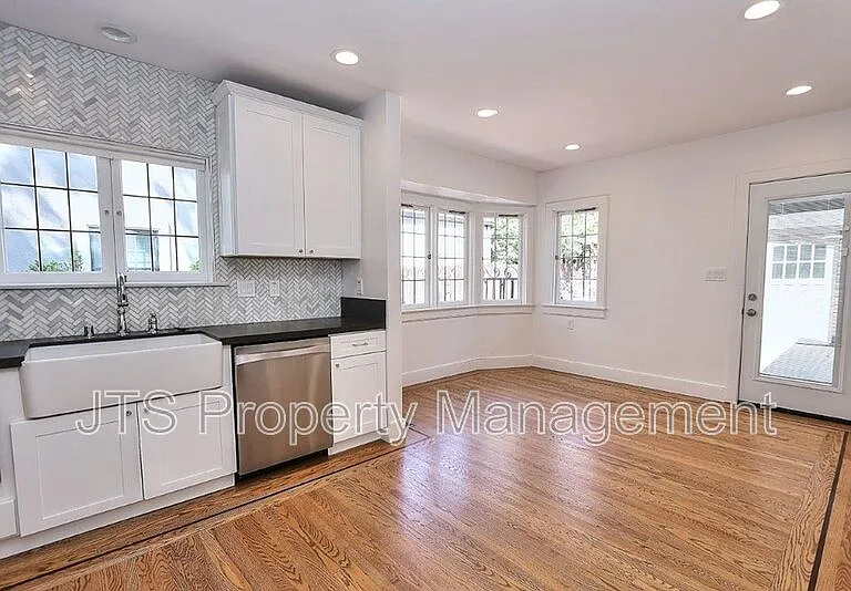 937 Sonoma Way — Photo 41