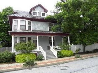 19 W Donegal St, Mount Joy, PA