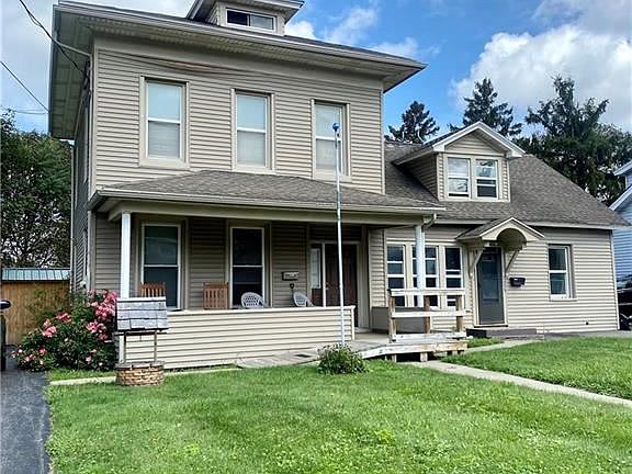 2nd image of 2503 Court St #2505