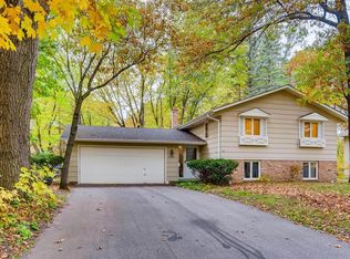 9740 Zilla St NW, Coon Rapids, MN 55433