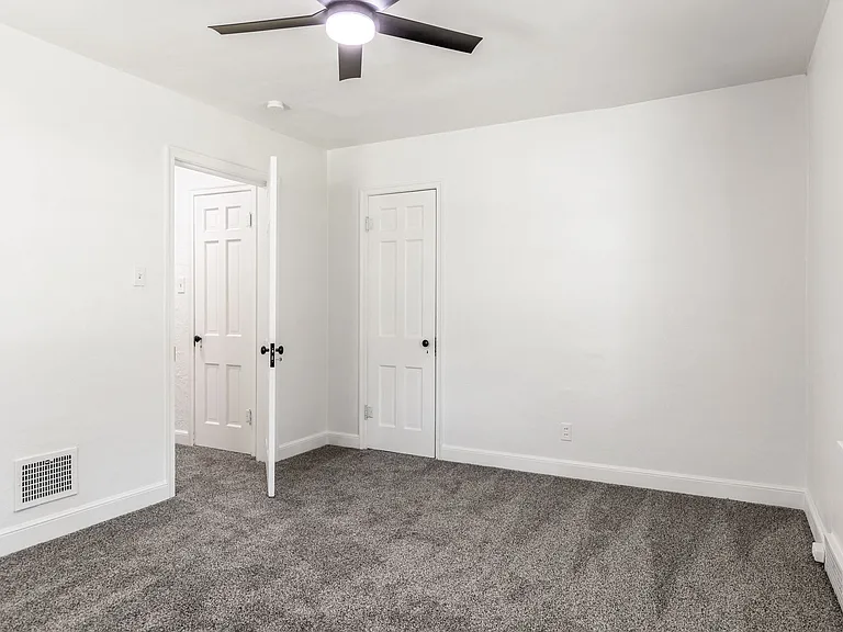 12 Spring Dr — Photo 15