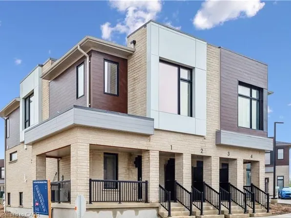 15 Stauffer Woods Trl #1, Kitchener, ON N2P 0L1